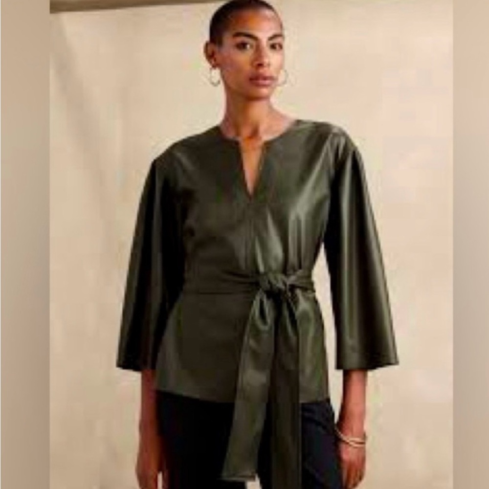 Banana Republic- Brand New- Vegan leather hunter green tunic-size Small